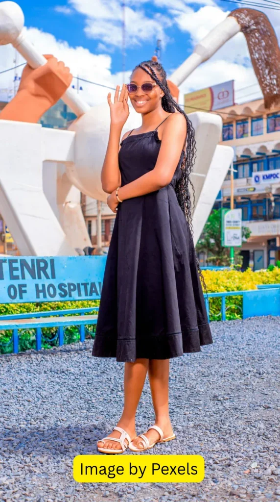 black maxi dress casual outfit ideas