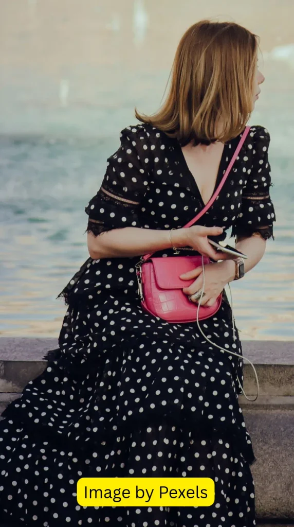 black maxi dress casual outfit ideas