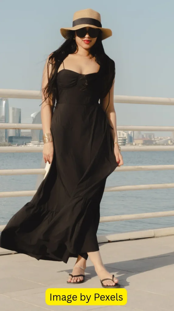 black maxi dress styles for women with a belly